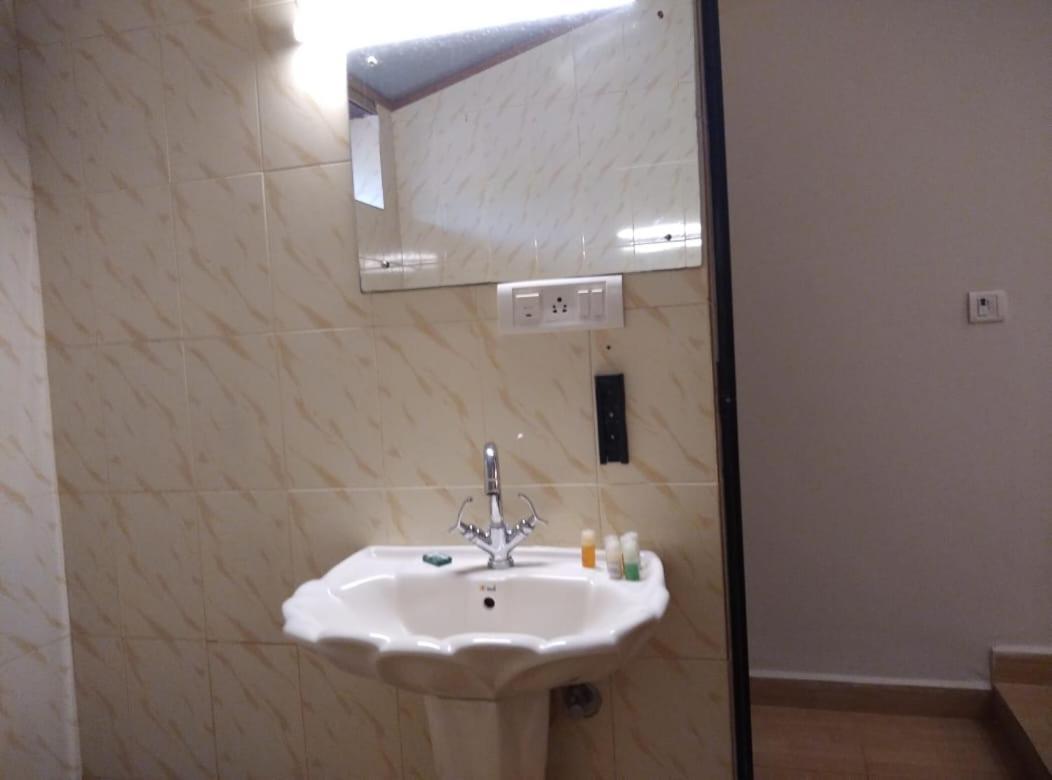 Vista Mare Beach Resort Вагатор Екстериор снимка
